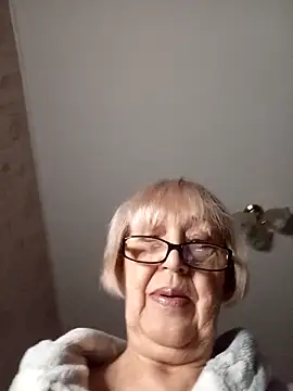 Snapshot of Anatolia5961 chatting on February 25, 2026, 5:02 pm Anatolia5961 online show from February 25, 2026, 5:02 pm