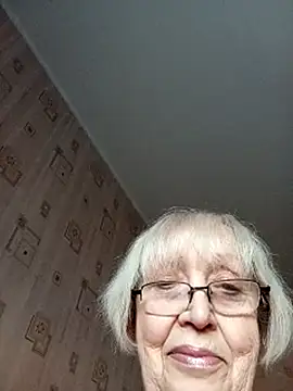 Snapshot of Anatolia5961 chatting on April 15, 2026, 3:49 pm Anatolia5961 online show from April 15, 2026, 3:49 pm