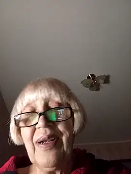 Snapshot of Anatolia5961 chatting on March 8, 2026, 5:05 pm Anatolia5961 online show from March 8, 2026, 5:05 pm