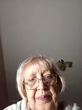 Snapshot of Anatolia5961 chatting on April 3, 2026, 1:23 am Anatolia5961 online show from April 3, 2026, 1:23 am