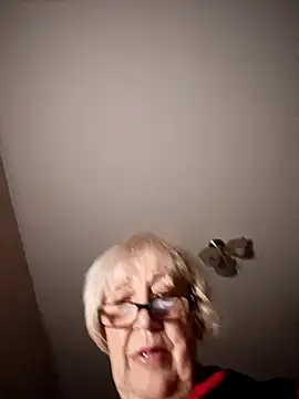 Snapshot of Anatolia5961 chatting on March 22, 2026, 12:03 am Anatolia5961 online show from March 22, 2026, 12:03 am