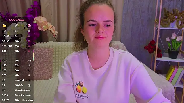 Luisa Rosee online show from May 29, 2026, 6:47 pm