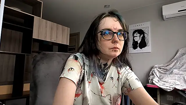 HighelikeGirl online show from November 6, 2025, 7:12 am