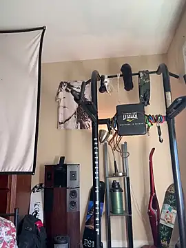 KeYBuMp323 online show from December 16, 2025, 3:27 pm