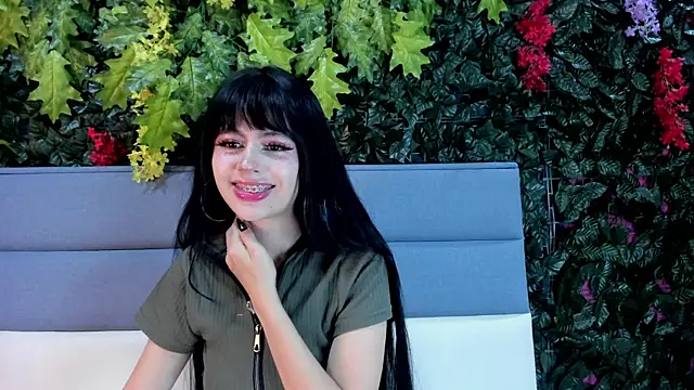 Snapshot of Dita_von2 chatting on October 9, 2025, 12:38 pm Dita von2 online show from October 9, 2025, 12:38 pm