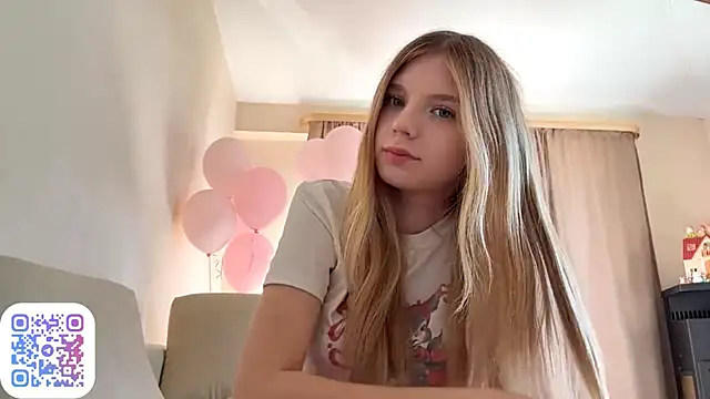 FruityXo online show from September 20, 2025, 9:58 am