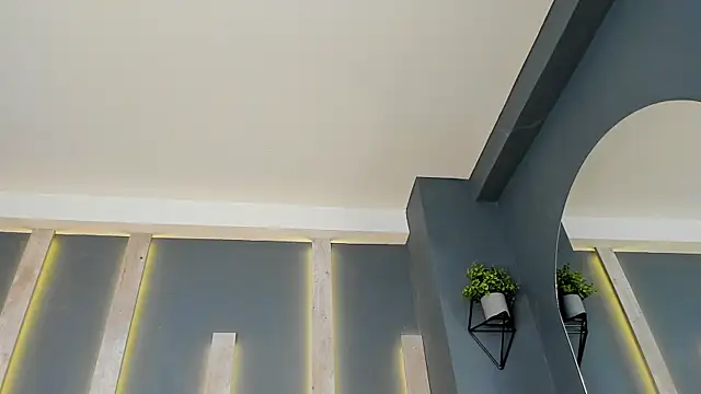 VenusBlazer online show from September 19, 2025, 6:01 pm