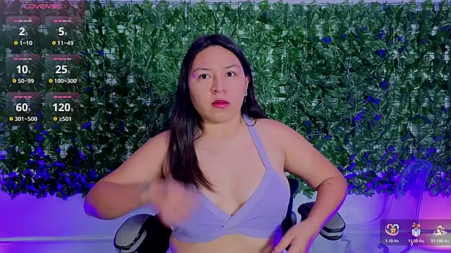 BellaRoux1 online show from February 2, 2026, 12:04 pm