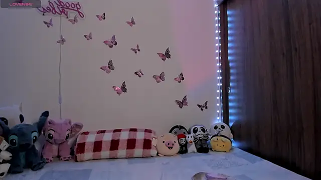 tiffany sofia 1 online show from January 6, 2026, 8:02 pm