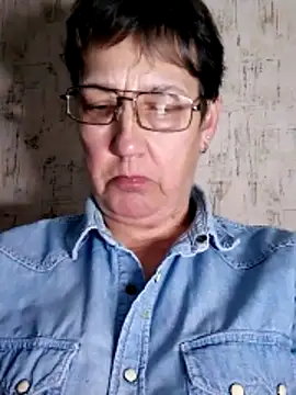 Snapshot of MeryLive59011 chatting on December 14, 2025, 2:00 pm MeryLive59011 online show from December 14, 2025, 2:00 pm