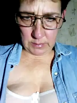 Snapshot of MeryLive59011 chatting on December 2, 2025, 5:47 pm MeryLive59011 online show from December 2, 2025, 5:47 pm