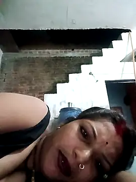 Gyavatixx online show from October 21, 2025, 10:42 pm