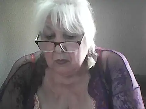 Alexia64231 online show from May 23, 2026, 4:55 am
