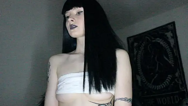 Snapshot of midnightsiren777 chatting on May 18, 2026, 6:56 pm midnightsiren777 online show from May 18, 2026, 6:56 pm