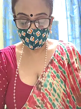 sweet-lotus online show from November 25, 2025, 4:13 am