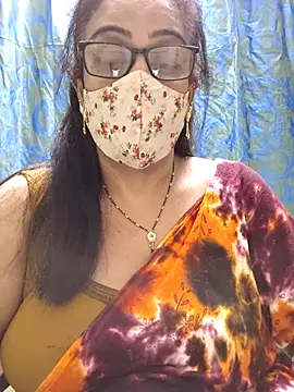 Snapshot of sweet-lotus chatting on May 2, 2026, 6:57 pm sweet-lotus online show from May 2, 2026, 6:57 pm
