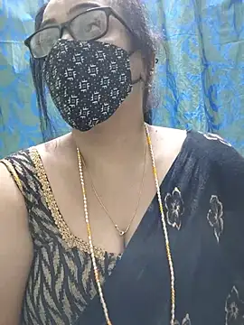 sweet-lotus online show from July 8, 2026, 6:19 pm