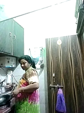 Snapshot of Cute-Janvi20 chatting on June 20, 2026, 4:45 pm Cute-Janvi20 online show from June 20, 2026, 4:45 pm