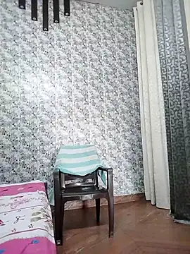 Cute-Janvi20 online show from May 17, 2026, 2:55 am