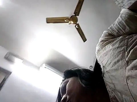 Snapshot of Cute-Janvi20 chatting on November 28, 2025, 4:56 am Cute-Janvi20 online show from November 28, 2025, 4:56 am