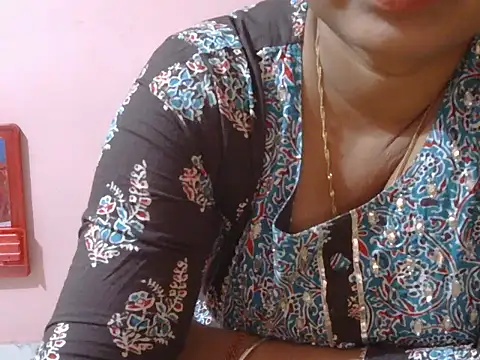 Snapshot of itsabika chatting on March 14, 2026, 1:06 pm itsabika online show from March 14, 2026, 1:06 pm