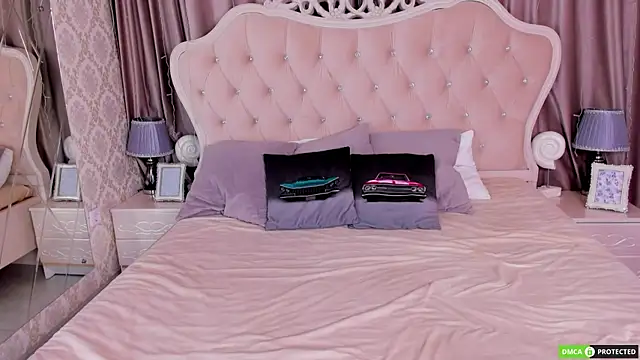 FelixCurtis online show from September 16, 2025, 9:10 am