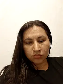 victoriadaniela online show from April 16, 2026, 1:50 am