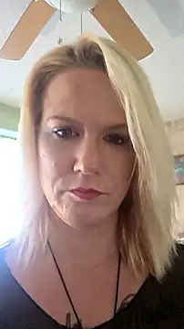 Snapshot of RhondaRump chatting on September 22, 2025, 3:07 pm RhondaRump online show from September 22, 2025, 3:07 pm