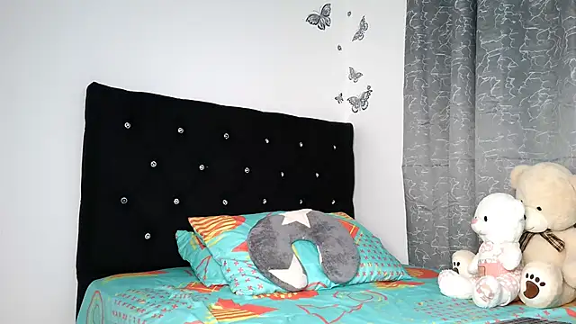 Snapshot of abella-lemus chatting on December 4, 2025, 1:48 am abella-lemus online show from December 4, 2025, 1:48 am