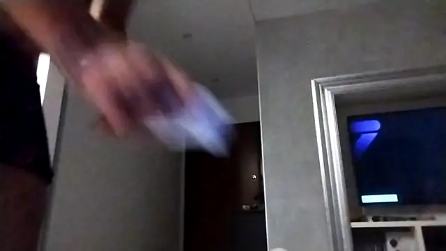 PearlingBunkbed online show from September 18, 2025, 12:57 am