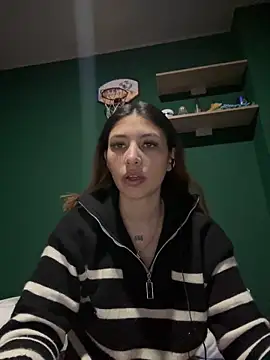 Snapshot of AriaBliss- chatting on October 3, 2025, 2:29 pm AriaBliss- online show from October 3, 2025, 2:29 pm