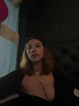 Snapshot of AriaBliss- chatting on September 20, 2025, 11:54 pm AriaBliss- online show from September 20, 2025, 11:54 pm