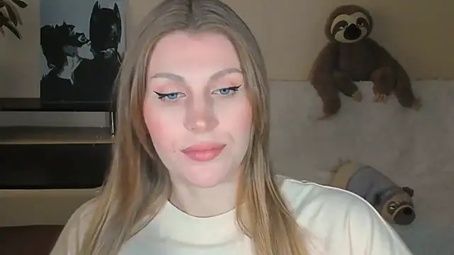 Snapshot of JuliaMuuun chatting on September 12, 2025, 1:55 pm JuliaMuuun online show from September 12, 2025, 1:55 pm