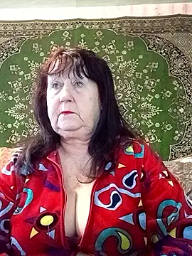 CrystalLime6411 online show from January 11, 2026, 8:43 am