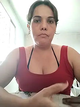 Bellapotencia1985 online show from April 7, 2026, 11:01 am