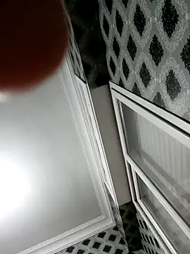 orlasexy online show from November 18, 2025, 2:49 am