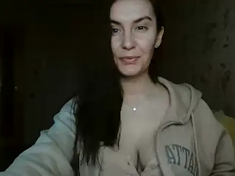 Snapshot of KatalinaQE chatting on November 4, 2025, 5:22 am KatalinaQE online show from November 4, 2025, 5:22 am