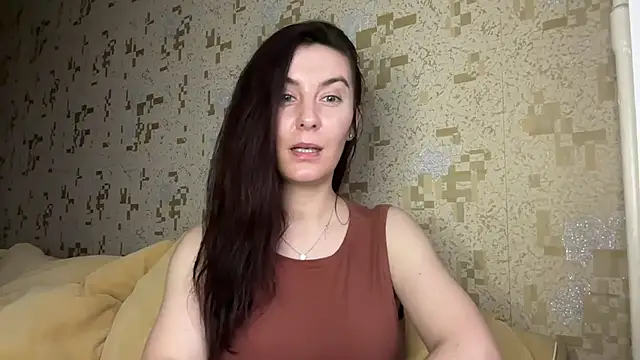 Snapshot of KatalinaQE chatting on February 18, 2026, 5:27 am KatalinaQE online show from February 18, 2026, 5:27 am