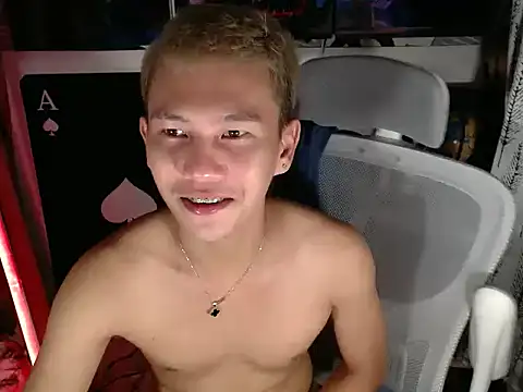 RalfAsian25 online show from April 5, 2026, 10:55 am