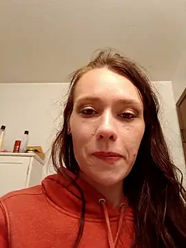 Wonderland97 online show from December 21, 2025, 7:26 pm