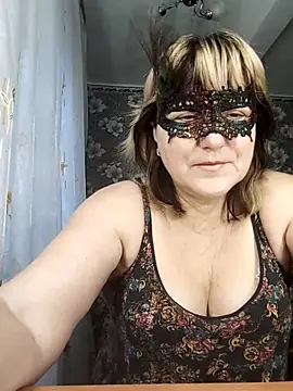 AliceGold5231 online show from November 11, 2025, 6:30 am