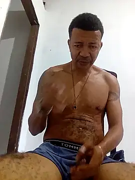 moreno25centimetro online show from June 14, 2026, 2:07 pm