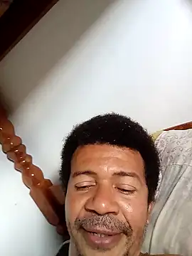 Snapshot of moreno25centimetro chatting on November 24, 2025, 1:22 pm moreno25centimetro online show from November 24, 2025, 1:22 pm