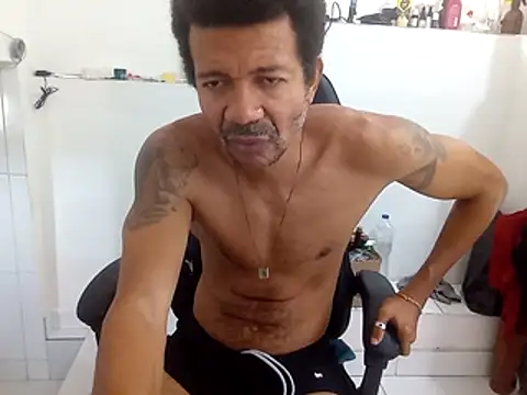 Snapshot of moreno25centimetro chatting on October 23, 2025, 3:21 pm moreno25centimetro online show from October 23, 2025, 3:21 pm