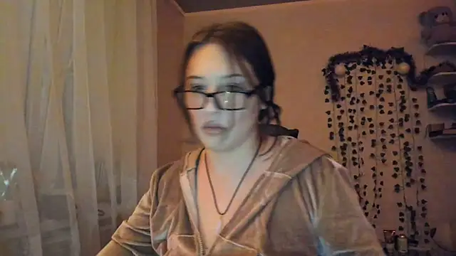 Snapshot of Stephanie_Hills chatting on January 15, 2026, 7:17 pm Stephanie Hills online show from January 15, 2026, 7:17 pm