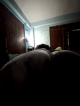 Snapshot of arti9995 chatting on December 20, 2025, 9:45 am arti9995 online show from December 20, 2025, 9:45 am