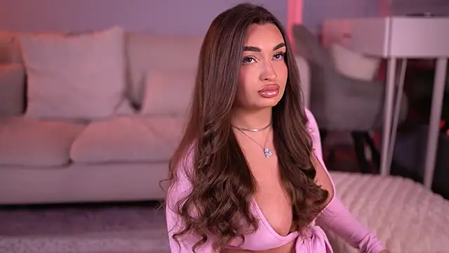 MillaSerene online show from April 19, 2026, 5:41 am