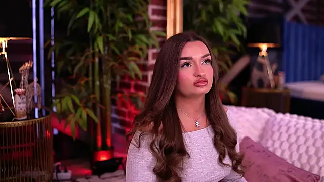 MillaSerene online show from January 7, 2026, 7:13 am