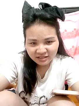 Heulwen-22 online show from October 4, 2025, 1:01 pm