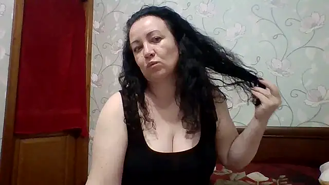 Velvet3451 online show from April 16, 2026, 8:20 pm